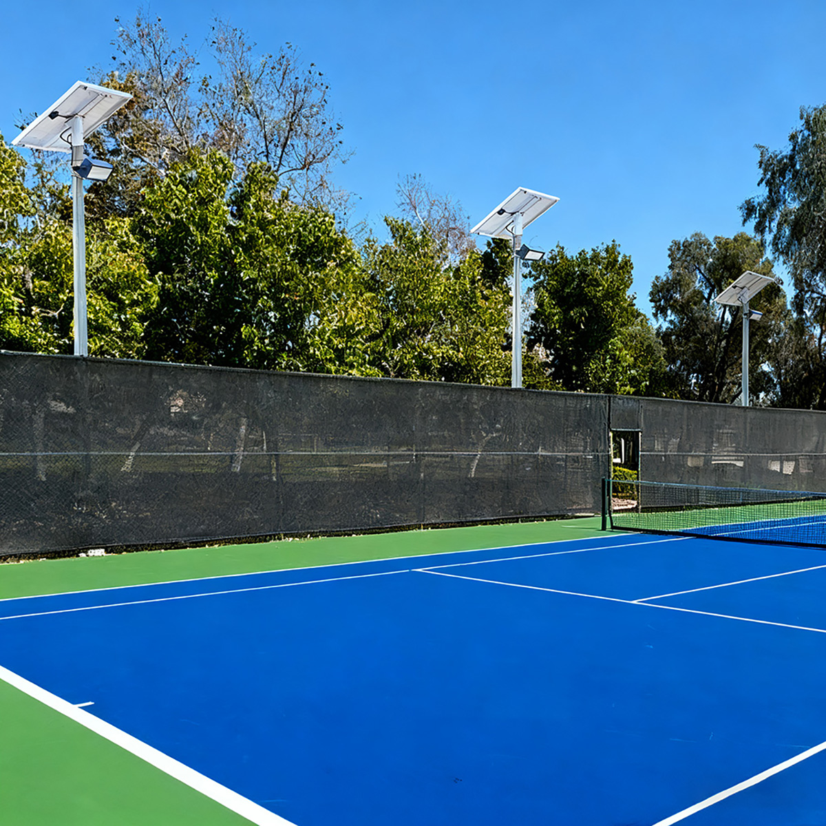 solar tennis court lights