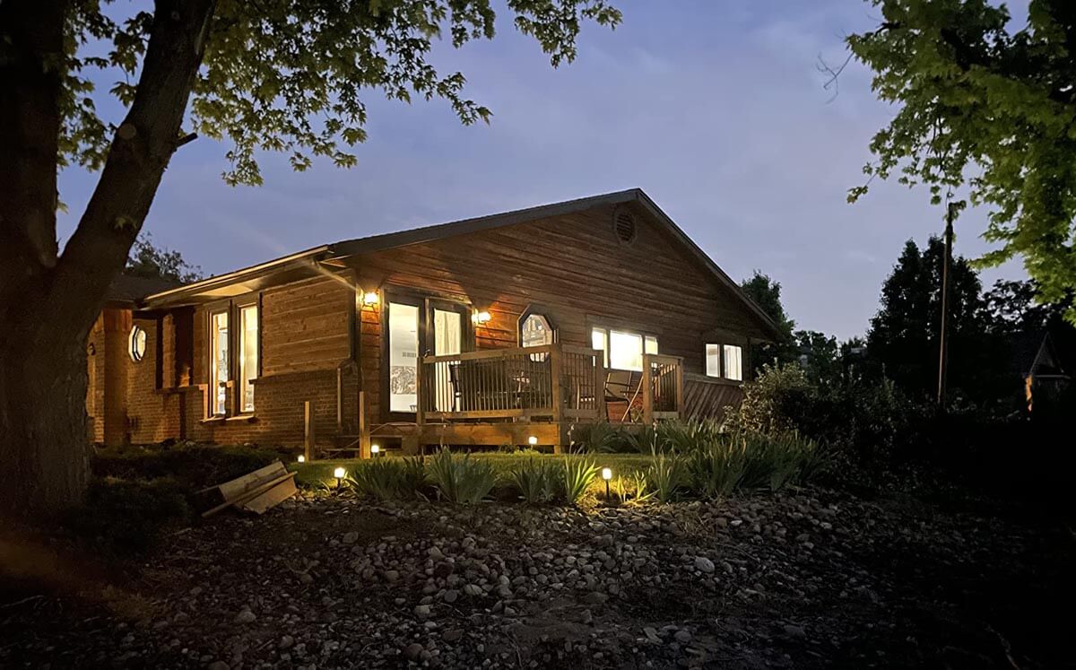 outdoor solar wall scounce light